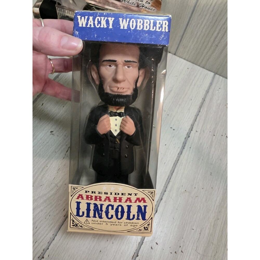 Funko Wacky Wobbler President Abraham Lincoln 2009 Release USA 16 Illinois